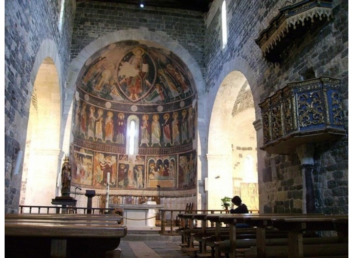 Basilica di Saccargia (int.)